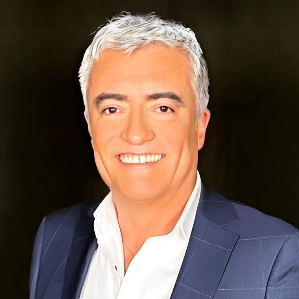 Mauricio Flores